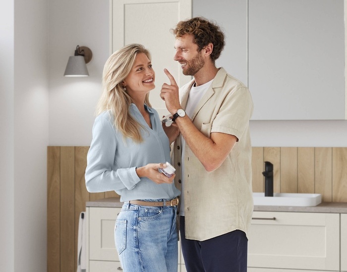 201087_25_Frame_613_P