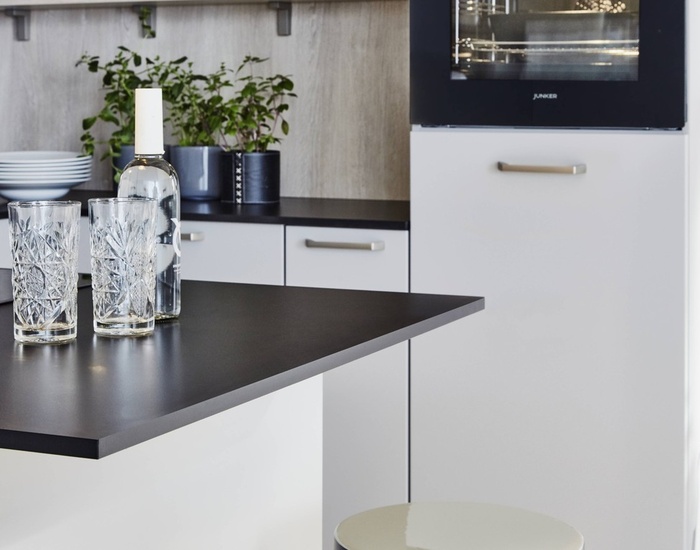 Touch_30878_21_Touch_341_D_R1_B704929