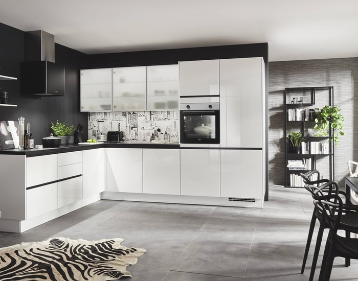 Flash_10888_18_Flash503_R1_B705423