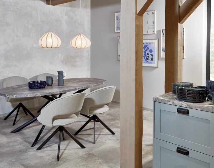 02_05_31737_25_Frame_614_D