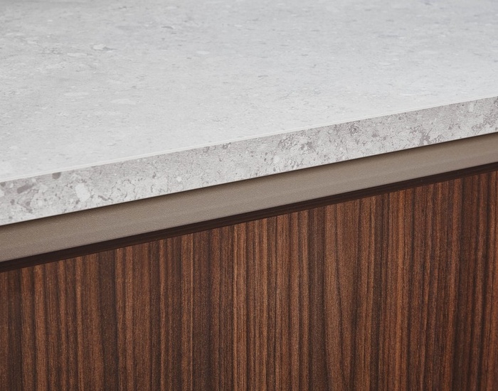 01_05_31825_25_Frame_613_D