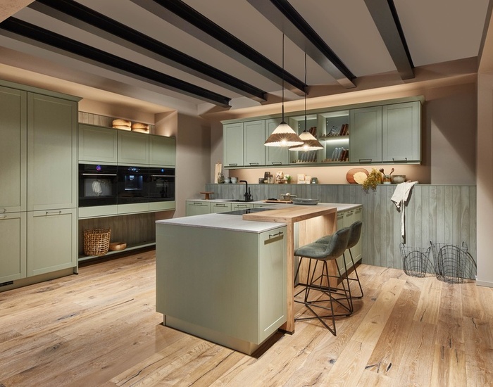 01_13_31814_25_Frame_617_M