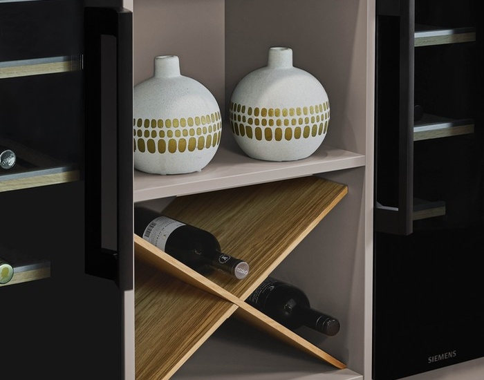 01_14_31821_25_Frame_619_D