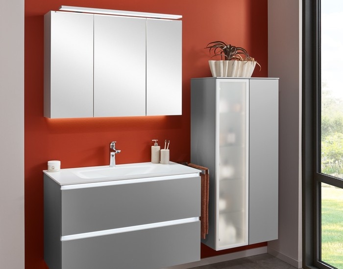 04_B24_31692_25_Touch_341_M