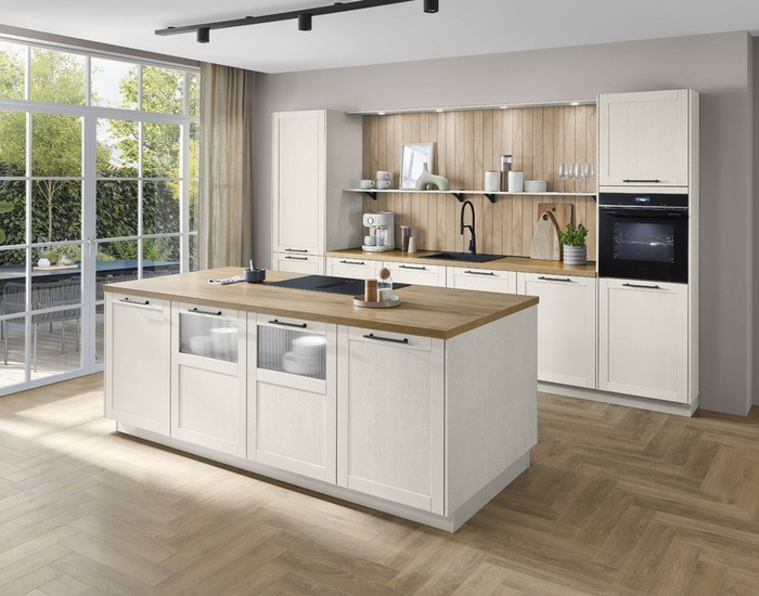 31161_25_Frame_613_D