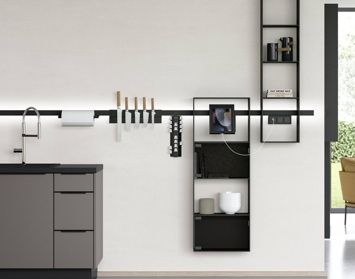 409400_25_Sign-Emotion_M_01